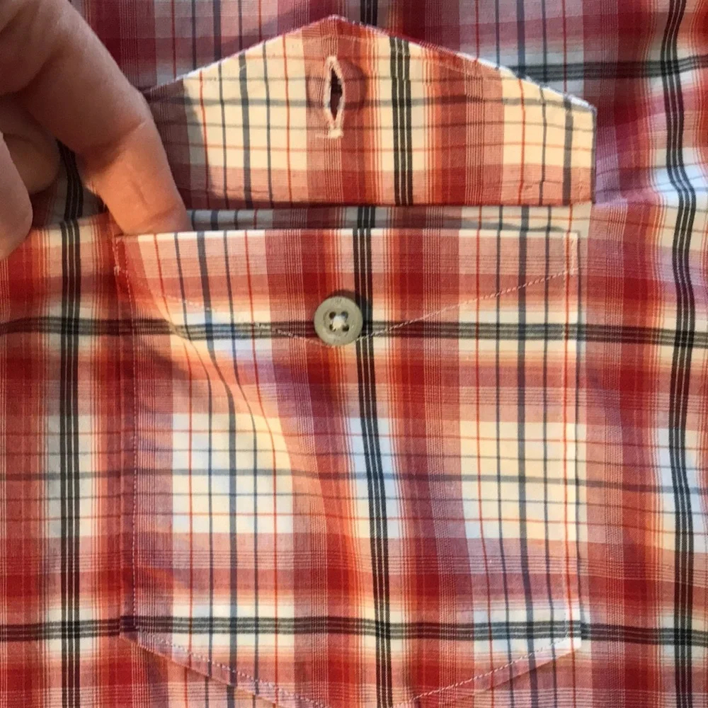 Banana Republic Red White Black Plaid Western Inspired Shirt Size L Tall 16”